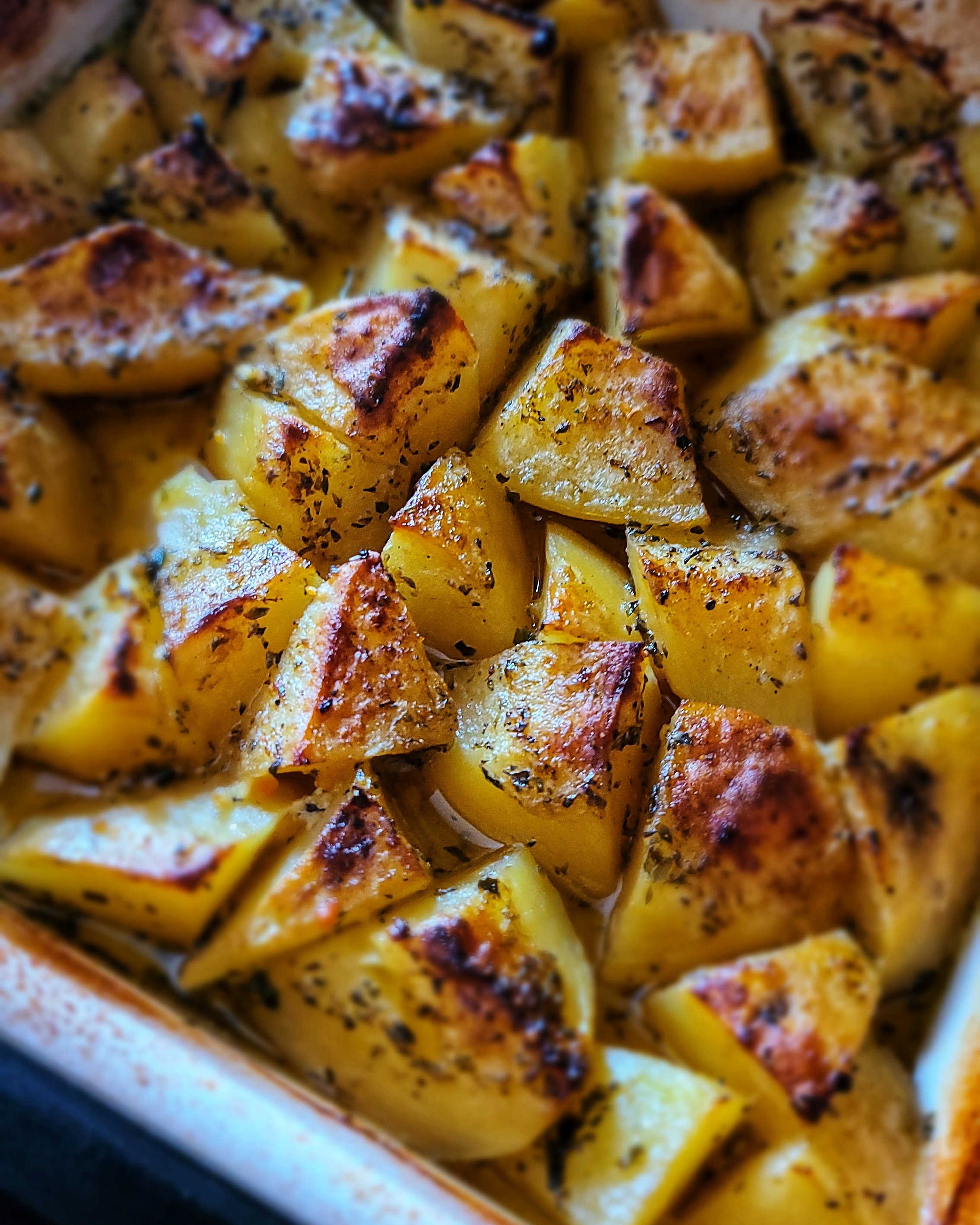 Greek Roasted Potatoes | Kalofagas.ca